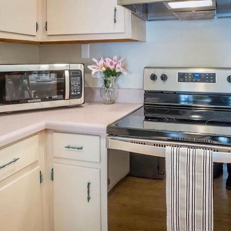 Life'S A Breeze! Updated 3B Home 10 Min To Beach! Gulf Breeze Exterior foto